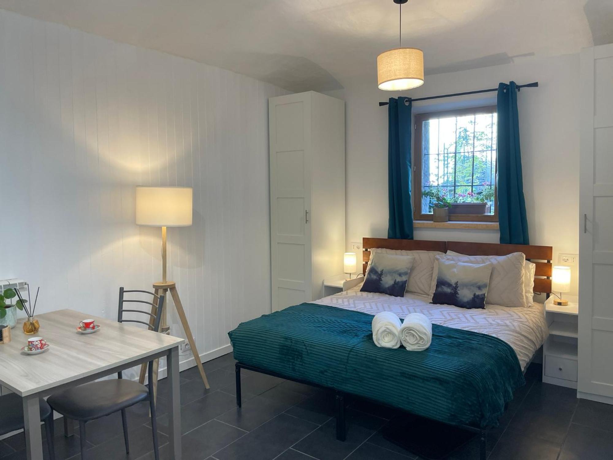 The Hideaway - And The Via Lattea Apartment Sauze D'Oulx